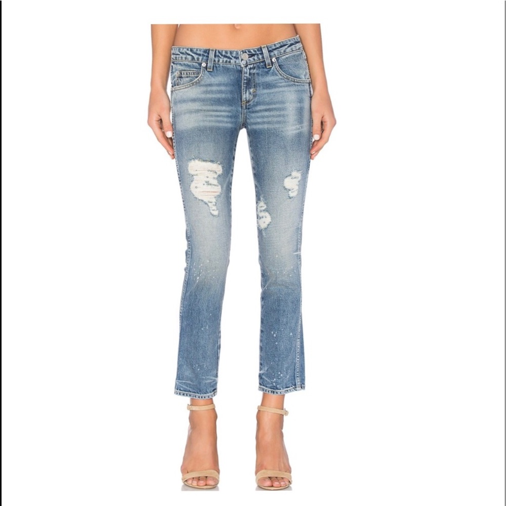 AMO Kate cropped jeans in Spin the Bottle